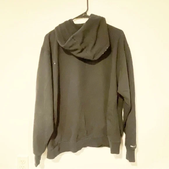Nike Men’s Size Large Black Splatter Fleece Hoodie‎ Front Pocket